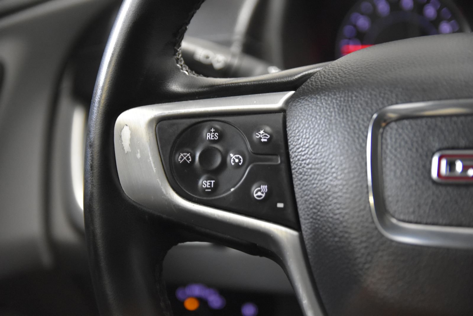 Used 2023 GMC Terrain SLT FWD image 20