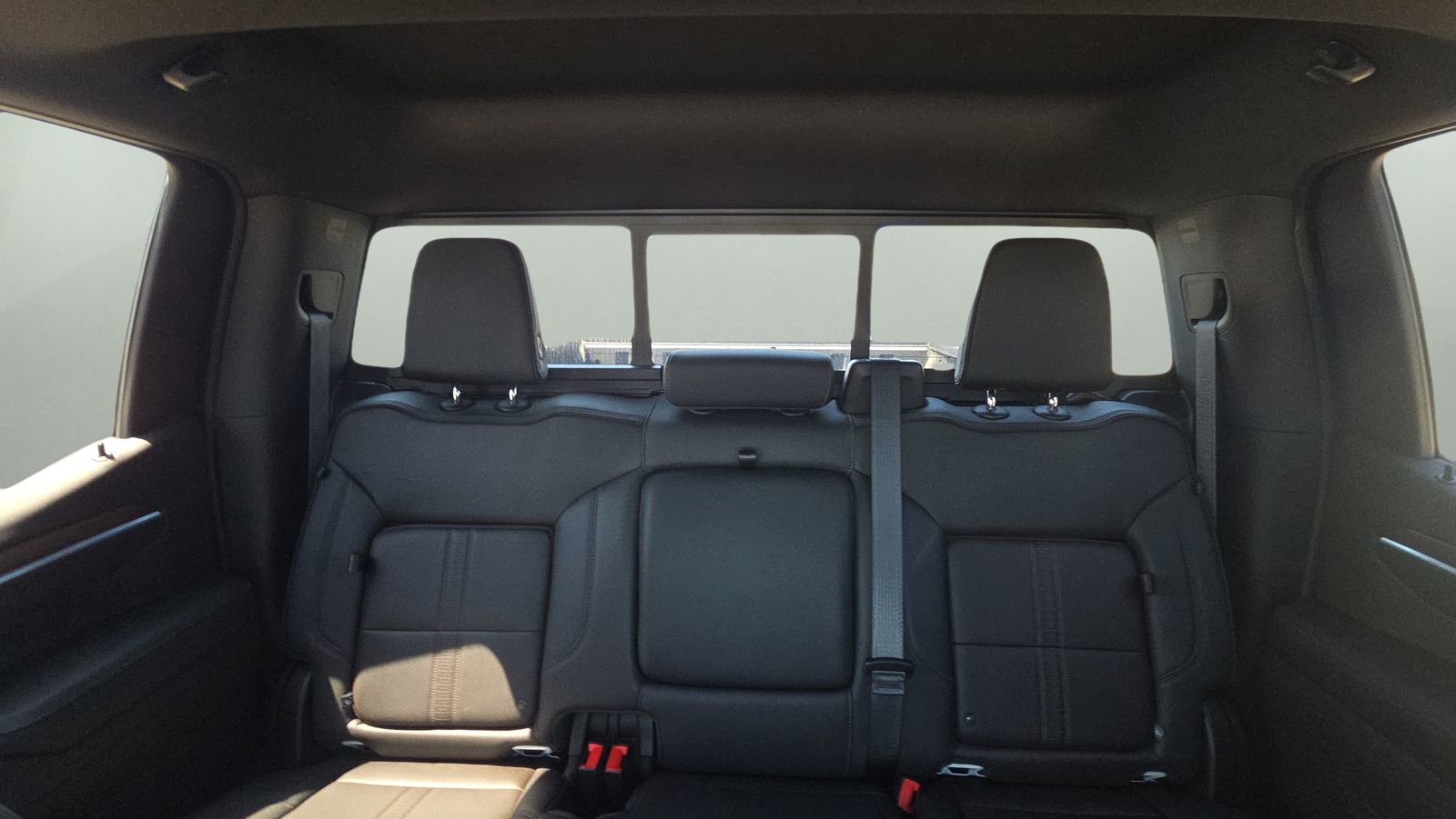 Used 2022 Chevrolet Silverado 1500 High Country w/ Z71 Off-Road Package image 15