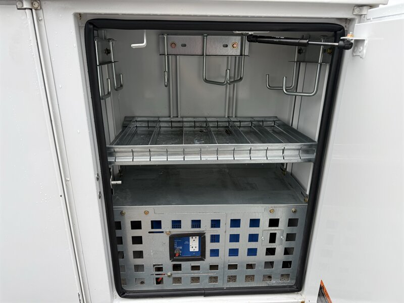 Used 2022 RAM 5500 Tradesman AWD/4WD image 38