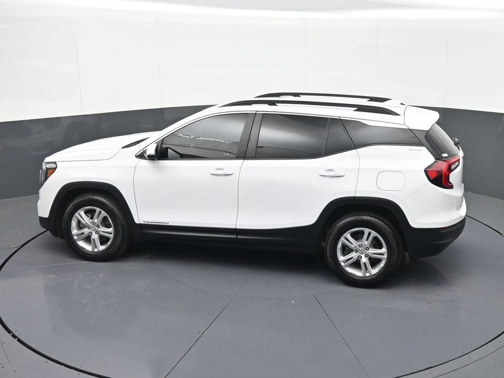 Certified 2024 GMC Terrain SLE w/ Driver Convenience Package FWD image 23