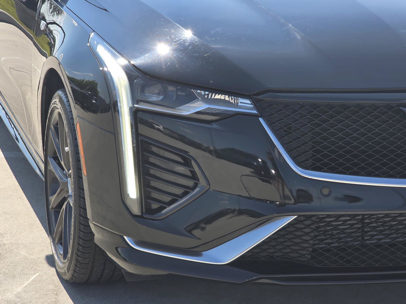 Certified 2023 Cadillac CT4 Sport AWD/4WD image 9