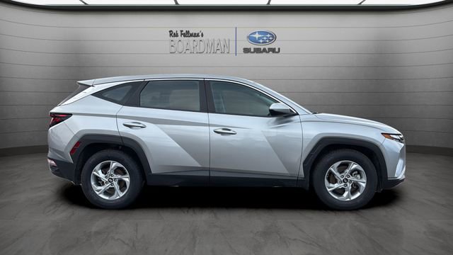 Used 2023 Hyundai Tucson SE image 3
