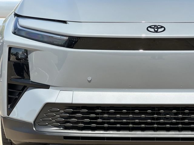 New 2026 Toyota C-HR AWD/4WD image 8