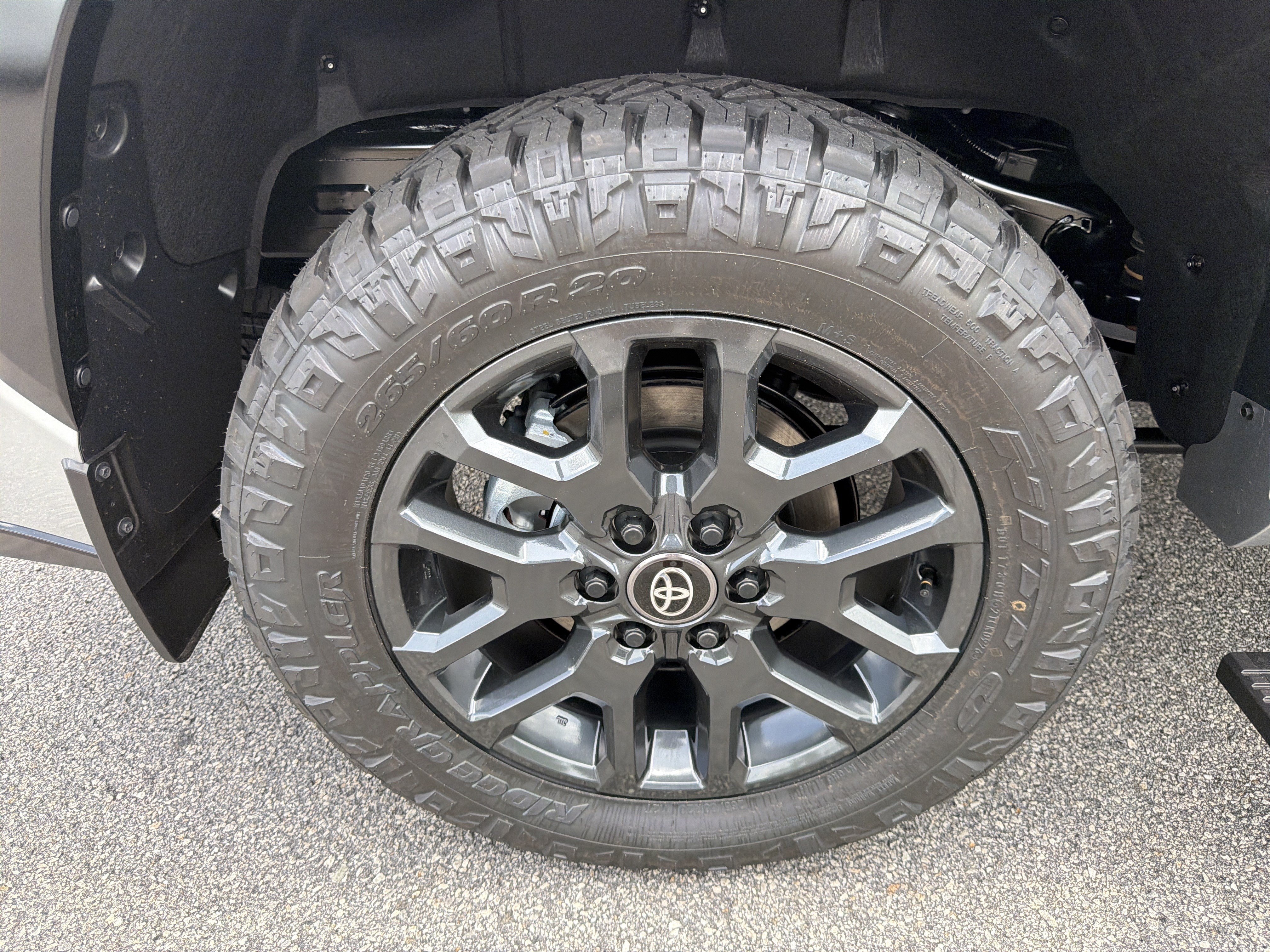 New 2026 Toyota Sequoia Platinum AWD/4WD image 17