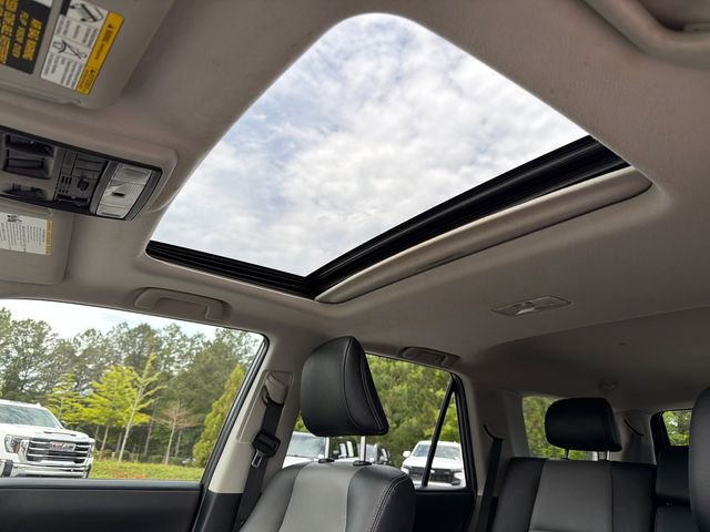 Used 2021 Toyota 4Runner SR5 Premium w/ Moonroof Package RWD image 32