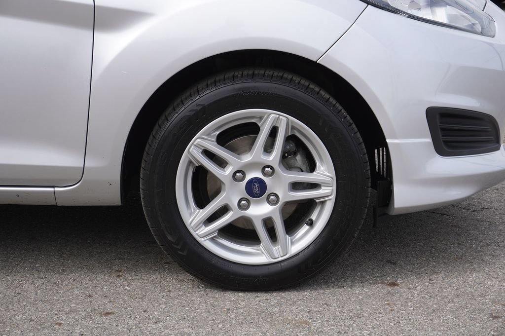 Used 2017 Ford Fiesta SE FWD image 13