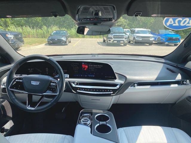 Used 2024 Cadillac Lyriq Luxury RWD image 20