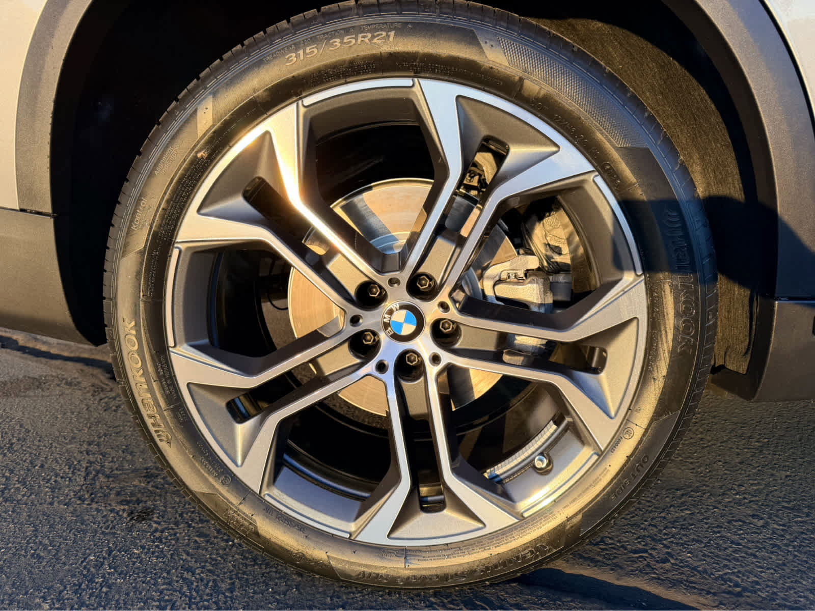 New 2026 BMW X5 xDrive40i AWD/4WD image 8