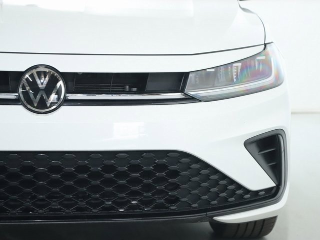 Used 2025 Volkswagen Jetta Sport image 7