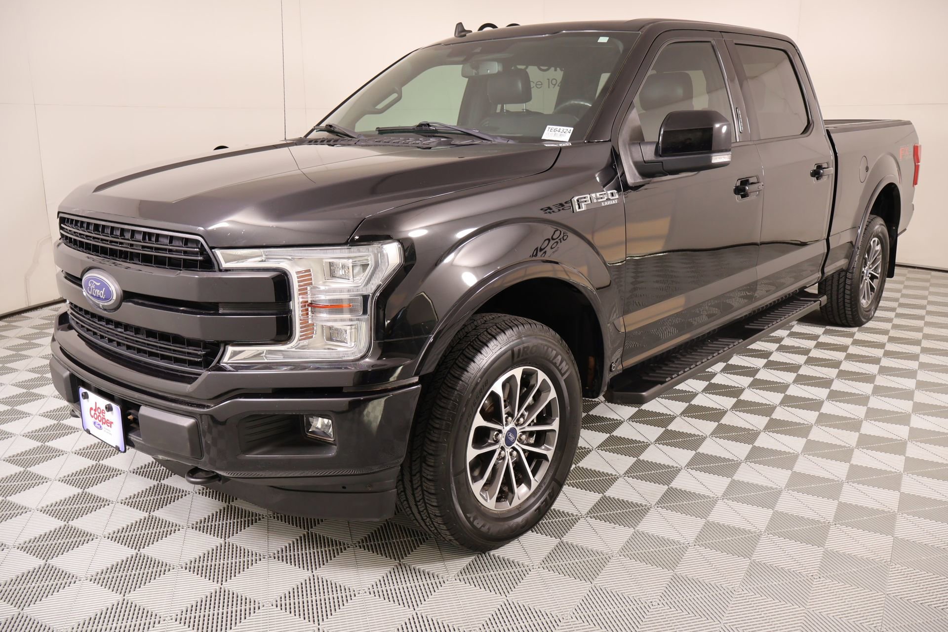 Used 2019 Ford F150 Lariat w/ Equipment Group 502A Luxury AWD/4WD image 11