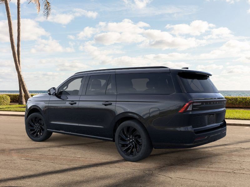 New 2025 Lincoln Navigator L Reserve image 4