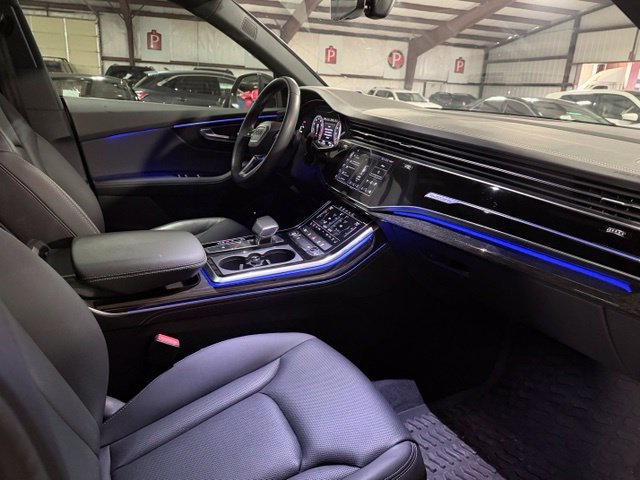Used 2024 Audi Q8 Premium Plus AWD/4WD image 17