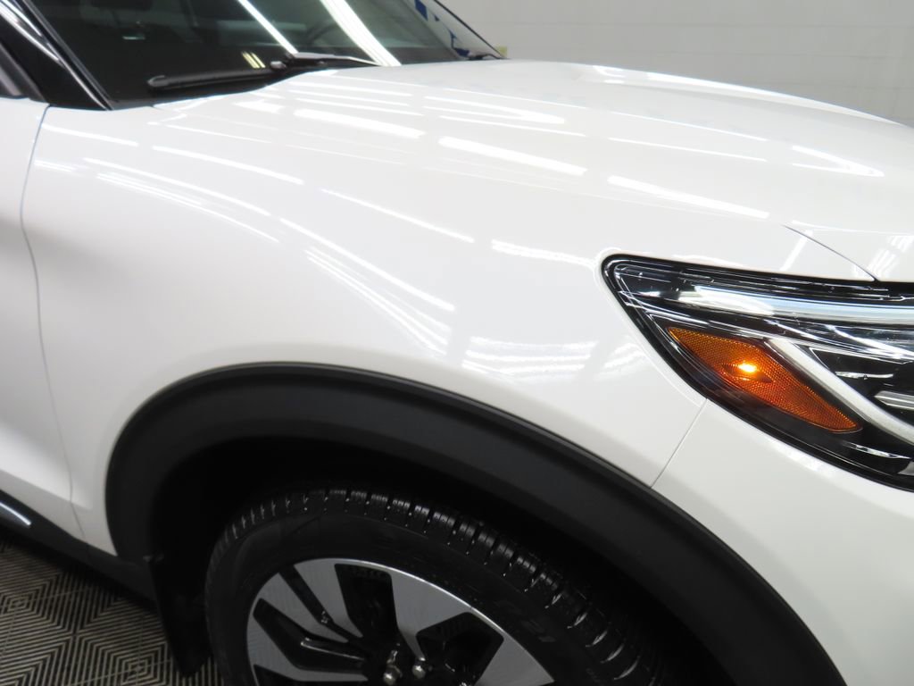Used 2025 Ford Explorer Platinum w/ LUX Leather Package AWD/4WD image 40