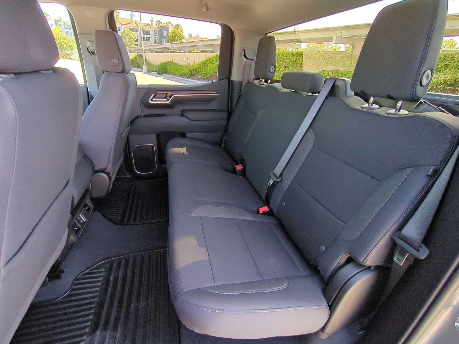 New 2026 Chevrolet Silverado 1500 LT AWD/4WD image 24