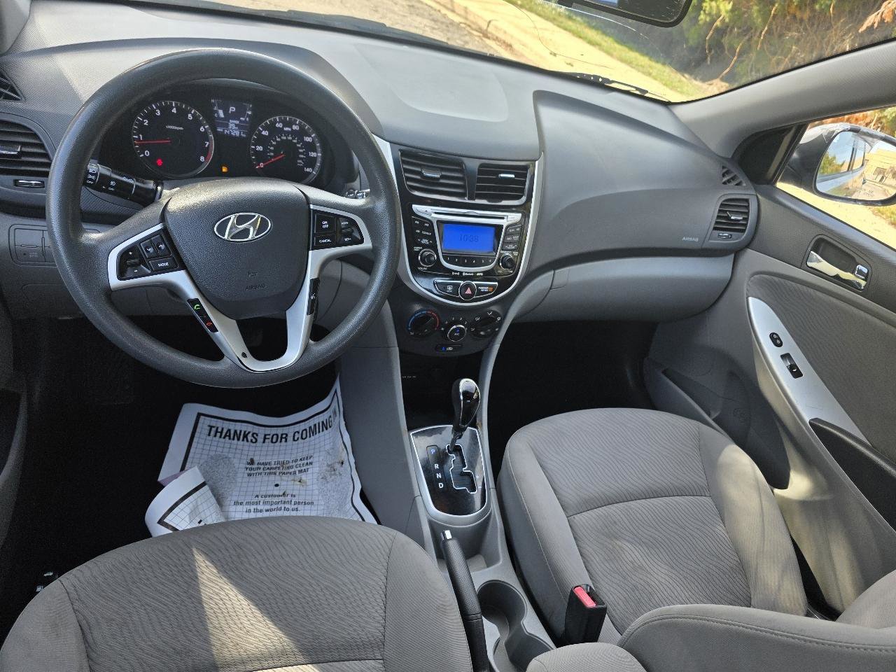 Used 2013 Hyundai Accent GLS w/ Premium Pkg FWD image 11