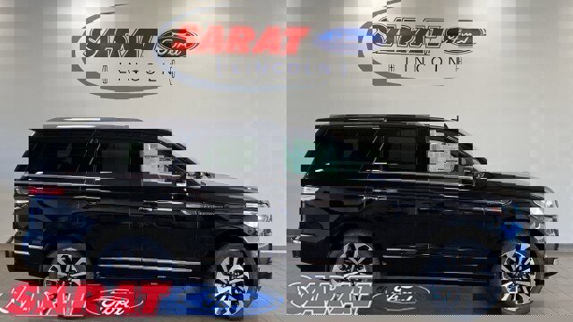 New 2024 Lincoln Navigator Reserve image 1