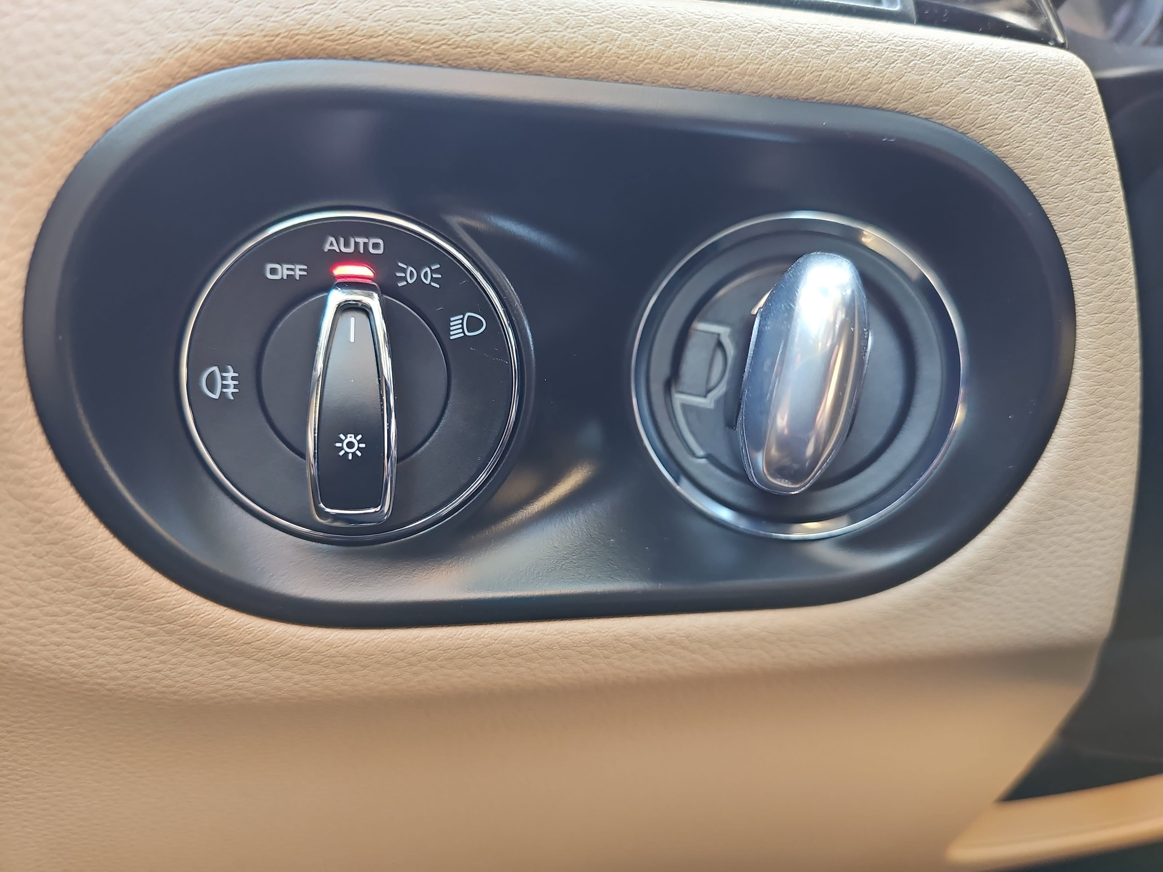 Used 2024 Porsche Macan image 27