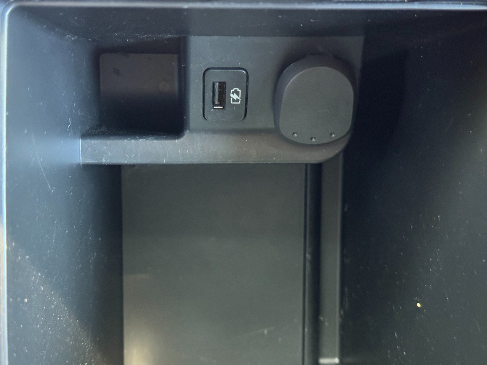 Used 2019 Nissan Rogue SV FWD image 27