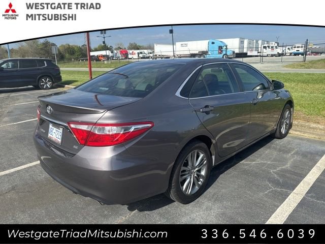 Used 2017 Toyota Camry SE image 8