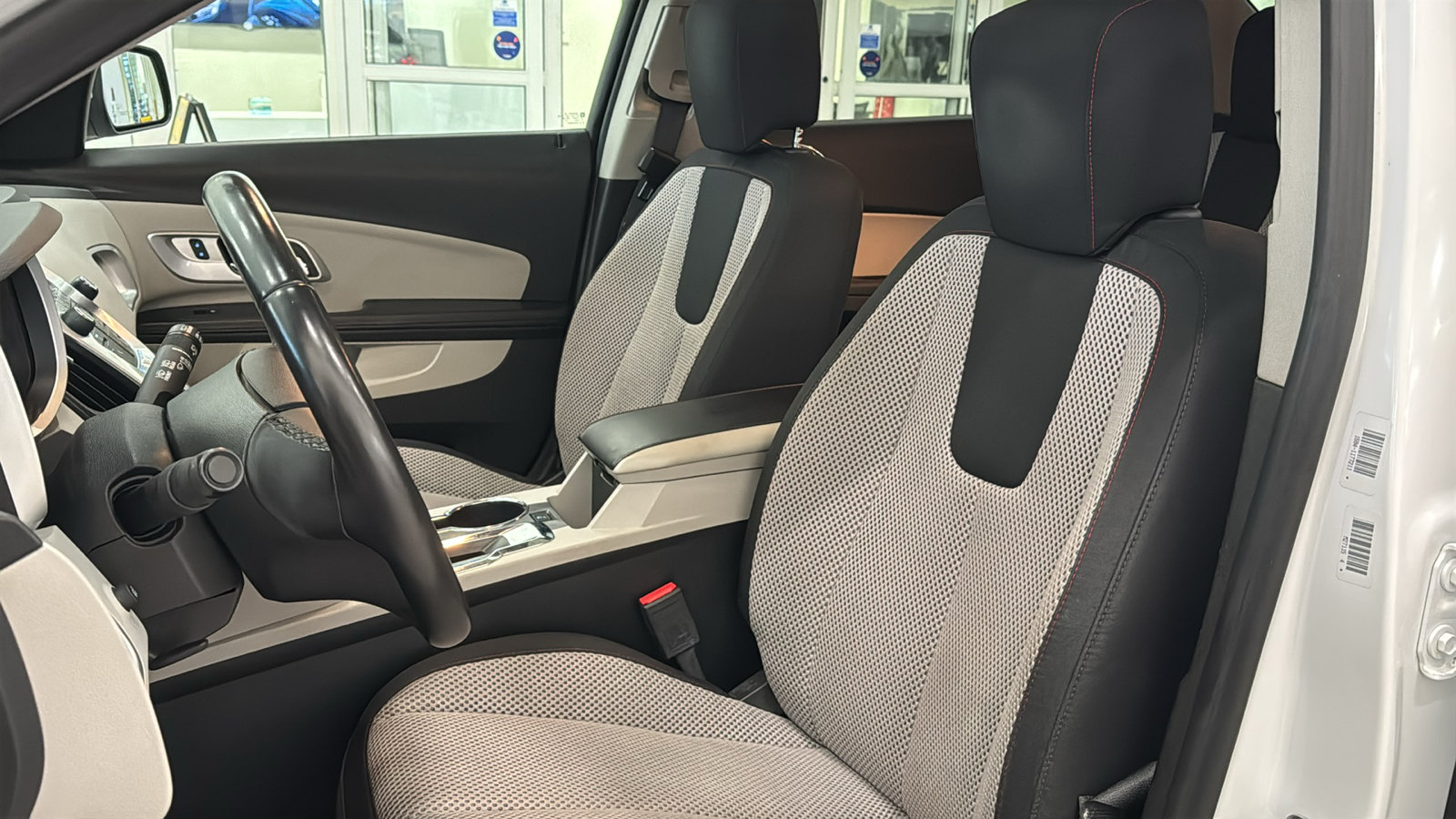 Used 2015 Chevrolet Equinox LT w/ Power Convenience Package FWD image 23