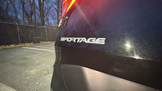 Used 2024 Kia Sportage LX image 34