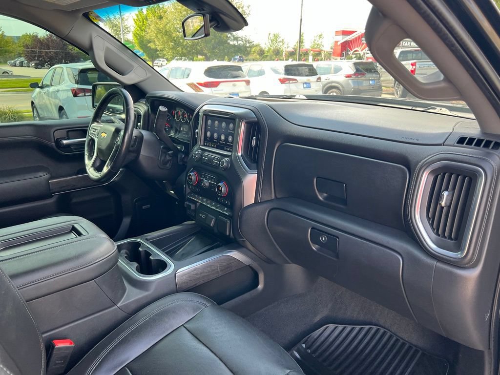 Used 2020 Chevrolet Silverado 1500 LTZ w/ LTZ Premium Package AWD/4WD image 29