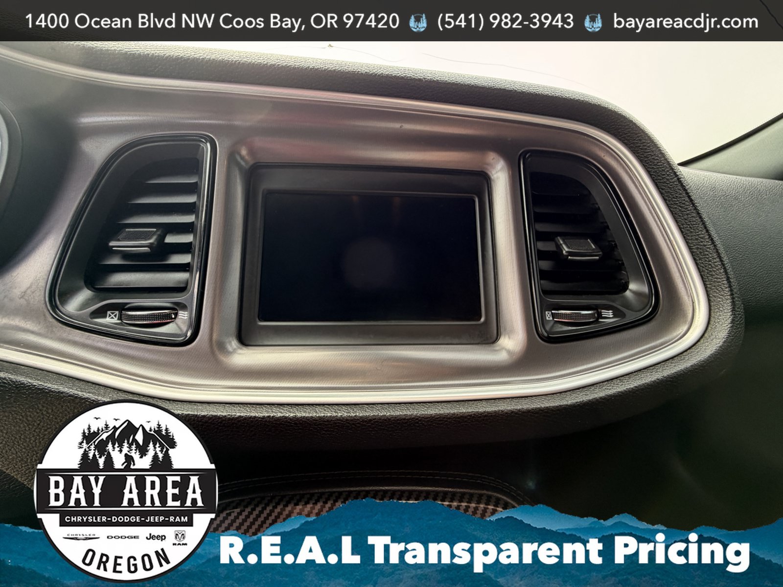 Used 2021 Dodge Challenger SXT RWD image 16