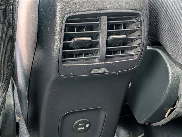 Used 2020 Ford Escape SE FWD image 16