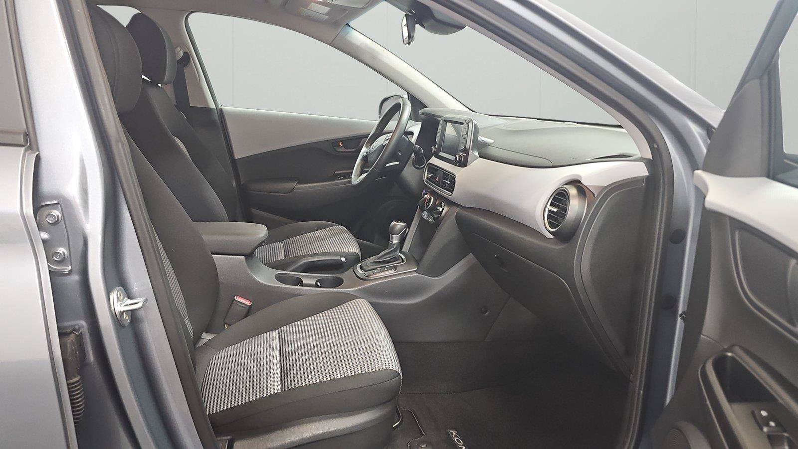 Used 2020 Hyundai Kona SEL FWD image 14