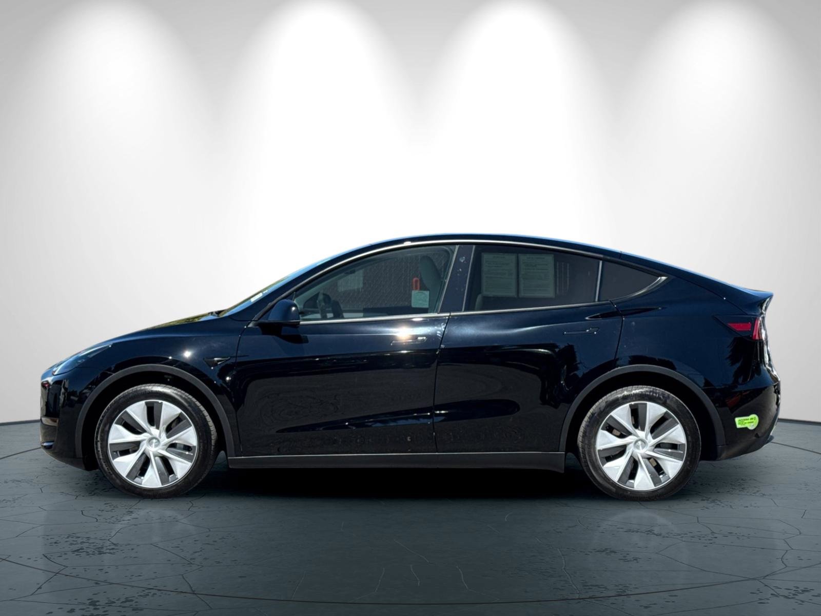 Used 2023 Tesla Model Y Long Range image 7