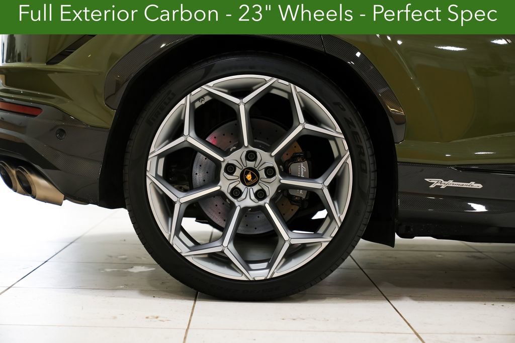 Used 2023 Lamborghini Urus Performante AWD/4WD image 22