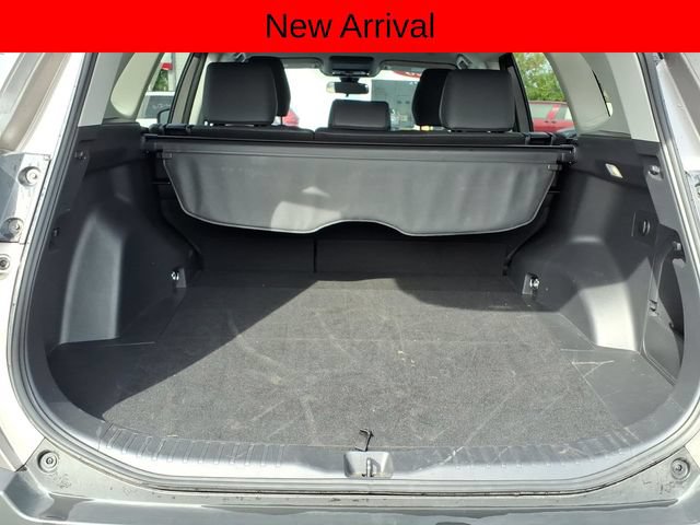 Used 2026 Toyota RAV4 XLE Premium AWD/4WD image 9