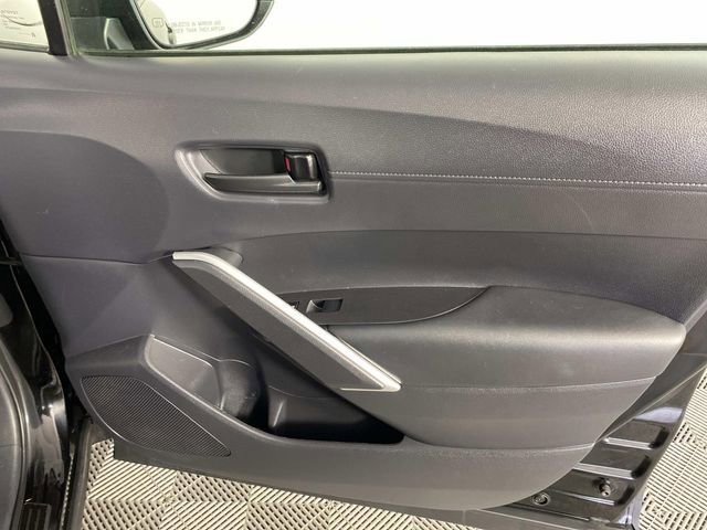 Used 2024 Toyota Corolla Cross AWD Hybrid w/ Moonroof Package image 22