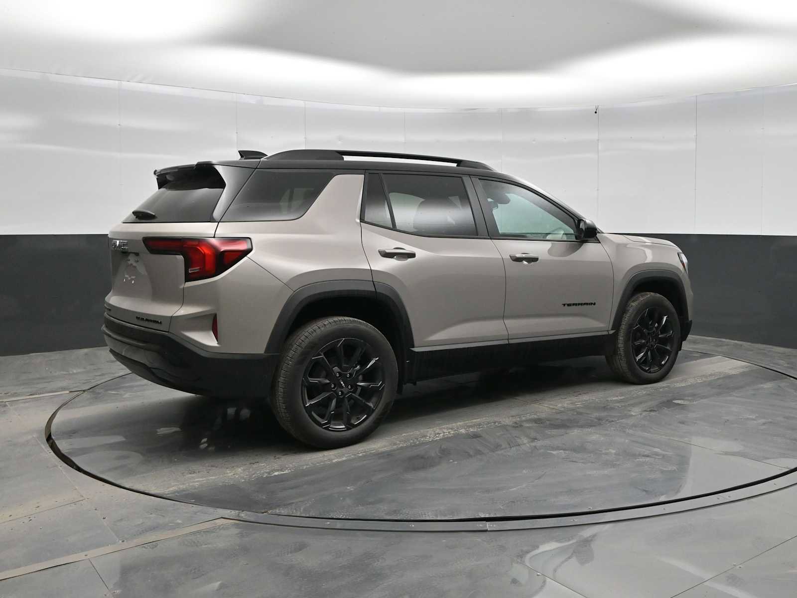 New 2026 GMC Terrain Elevation w/ Elevation Premium Package AWD/4WD image 8