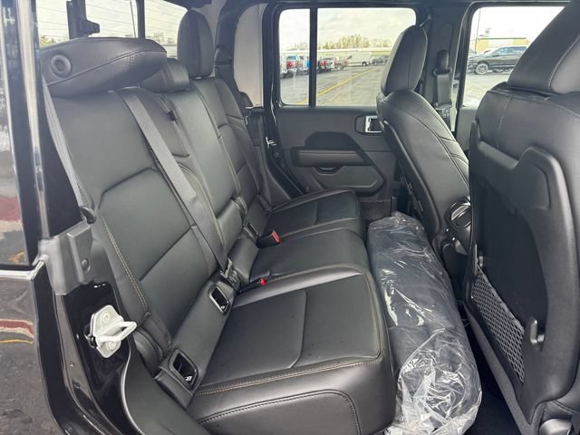 New 2026 Jeep Gladiator Sport AWD/4WD image 16