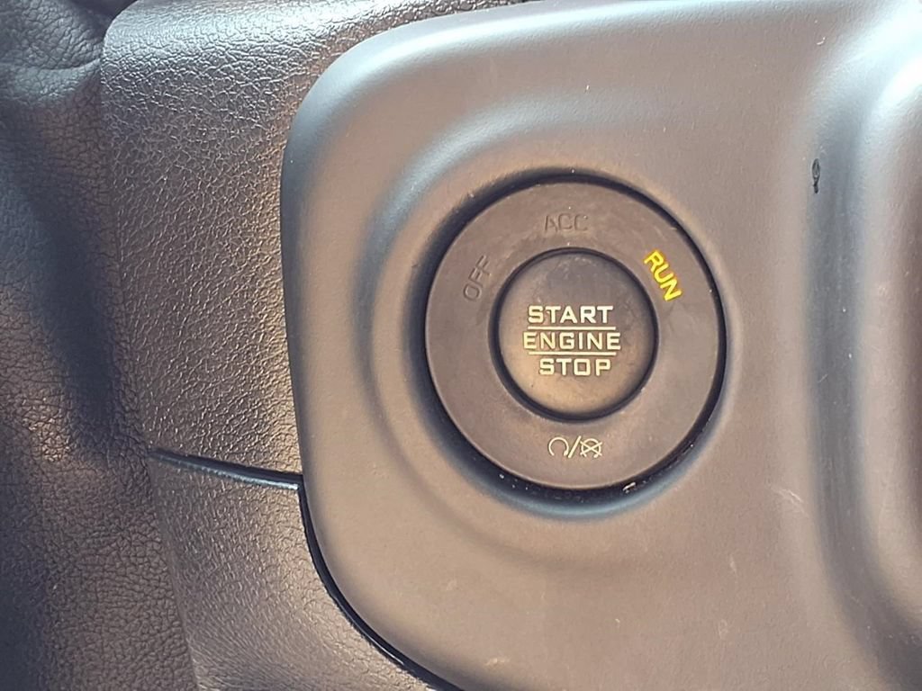 Used 2021 Jeep Wrangler Unlimited Rubicon AWD/4WD image 16
