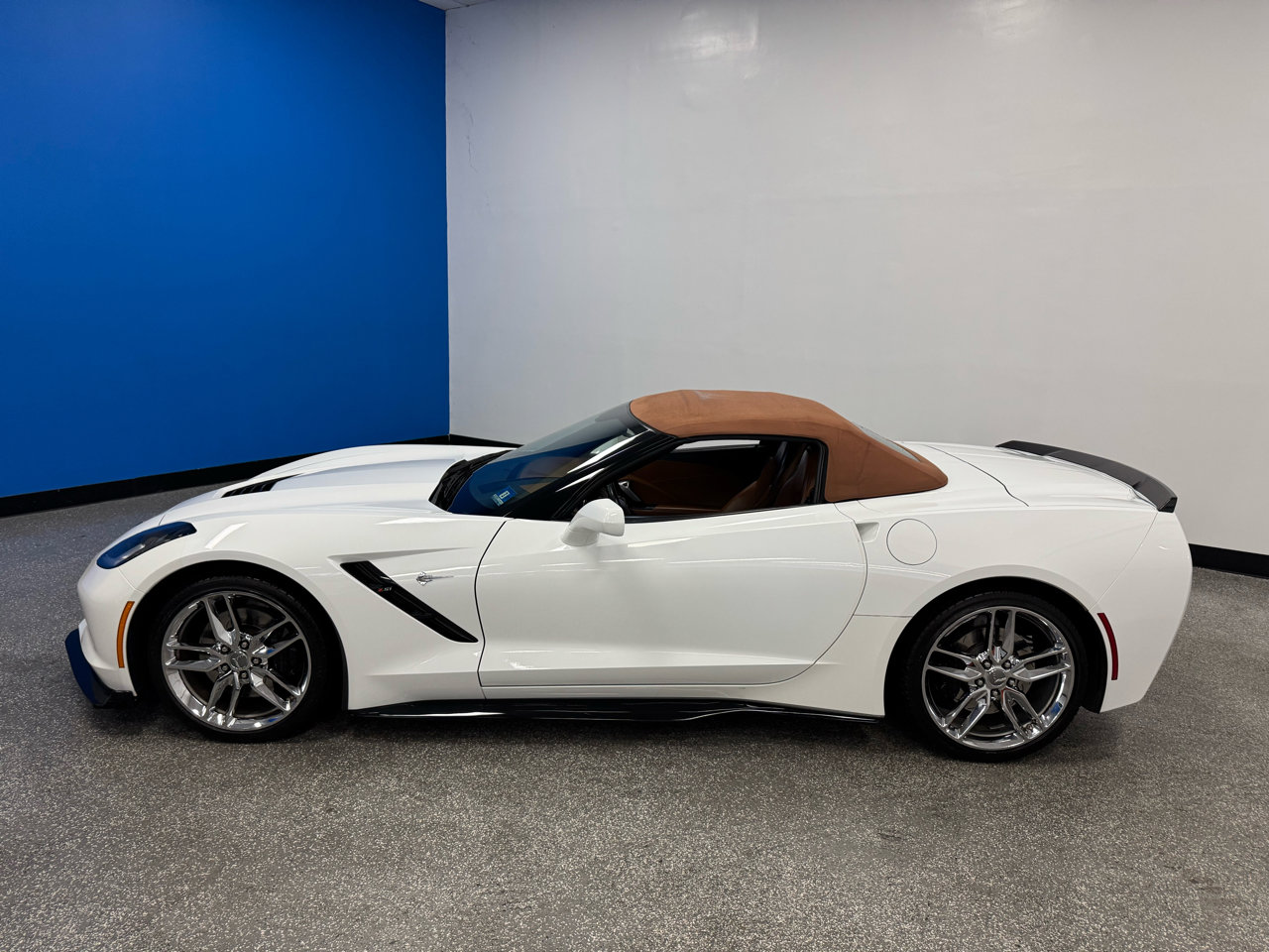 Used 2014 Chevrolet Corvette Stingray Convertible w/ 3LT Preferred Equipment Group image 4
