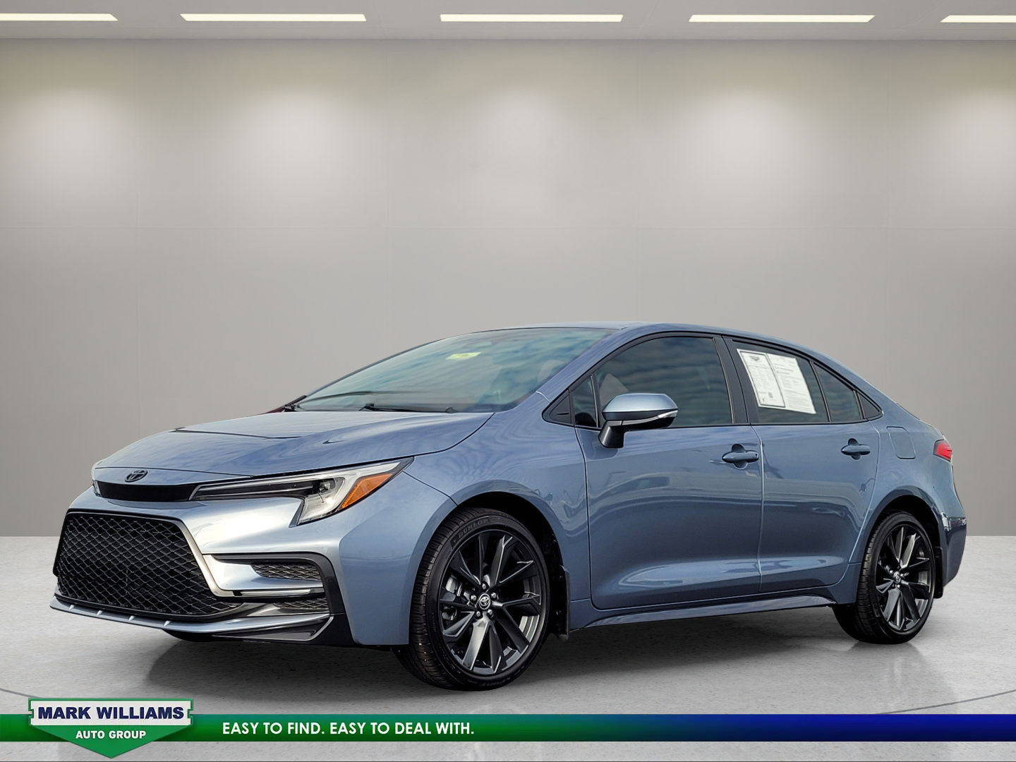 Used 2026 Toyota Corolla SE w/ SE Package FWD image 8