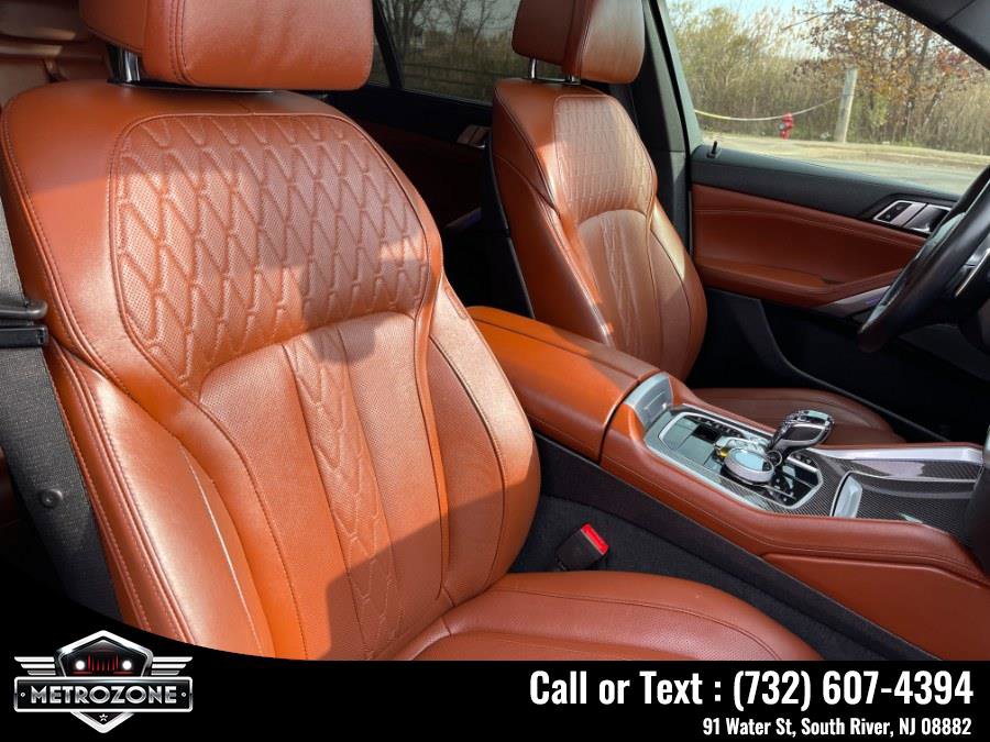 Used 2023 BMW X6 M50i w/ Executive Package image 33