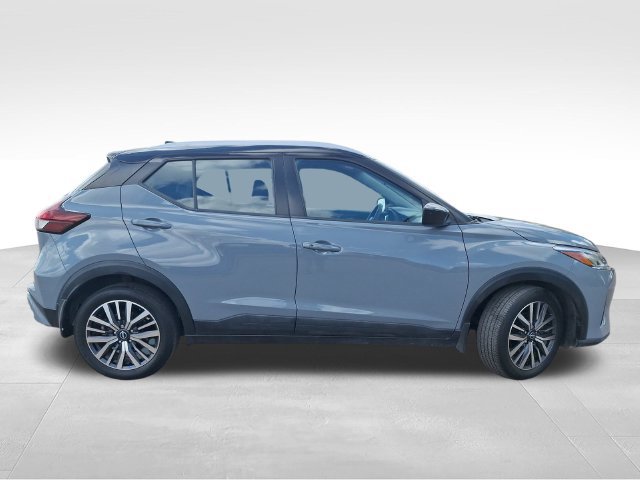 Certified 2024 Nissan Kicks SV FWD image 9