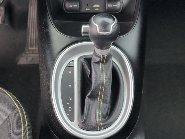 Used 2016 Kia Soul + FWD image 21