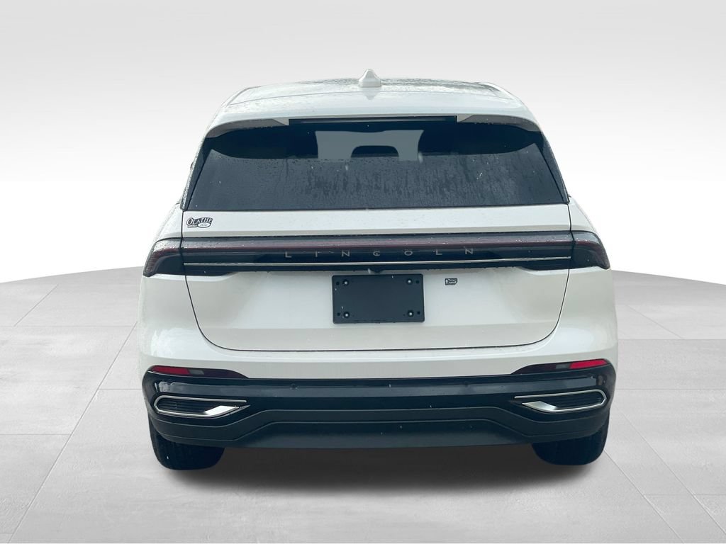 New 2026 Lincoln Nautilus Premier AWD/4WD image 4