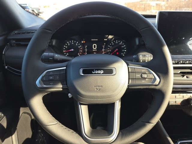 New 2026 Jeep Compass Latitude image 15