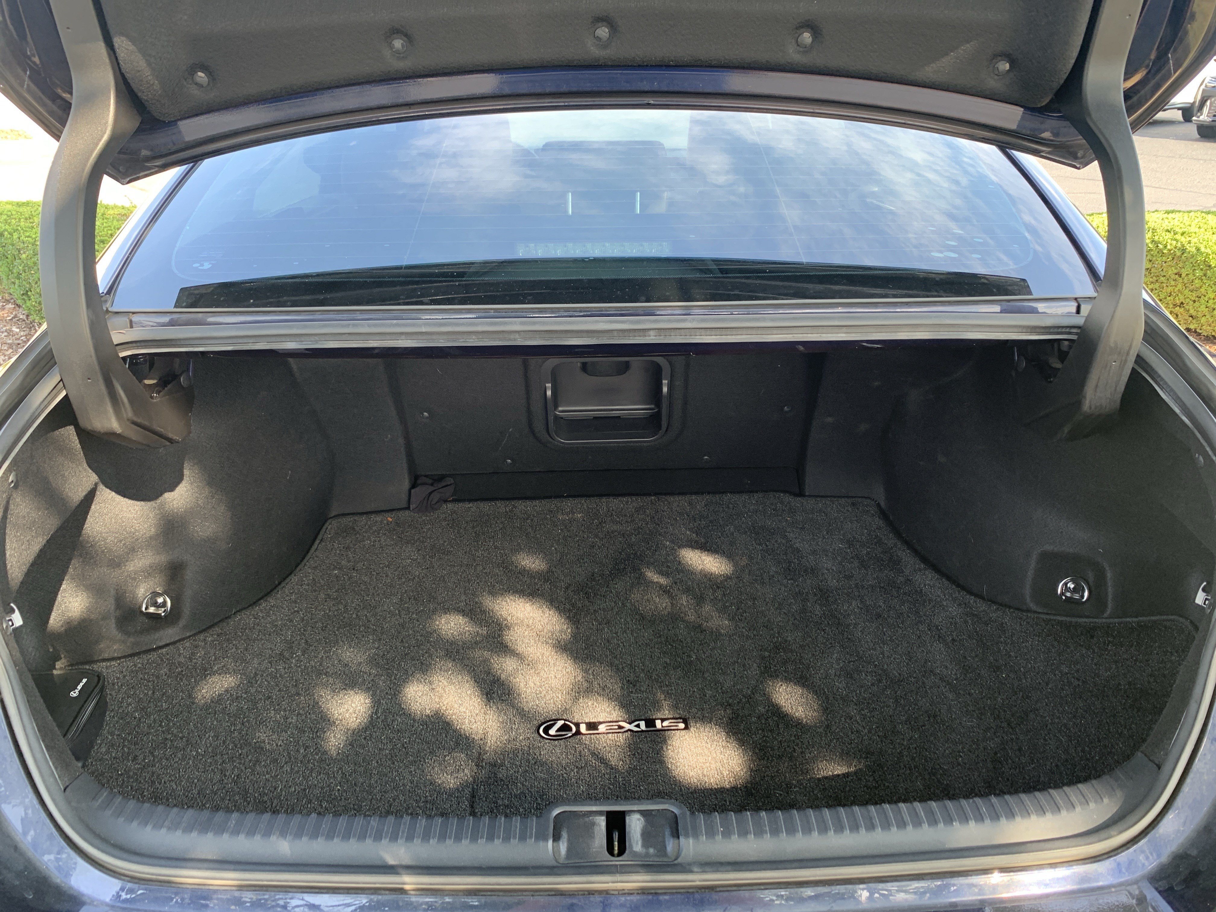 Used 2020 Lexus ES 300h w/ Premium Package FWD image 34