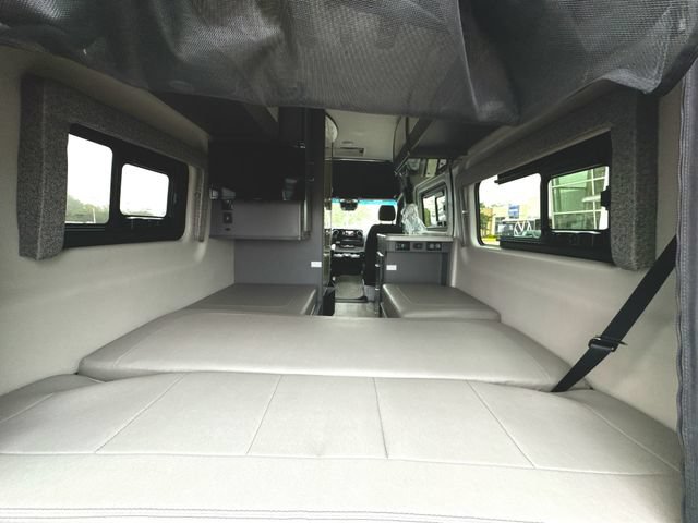 Used 2022 Mercedes-Benz Sprinter 2500 image 20
