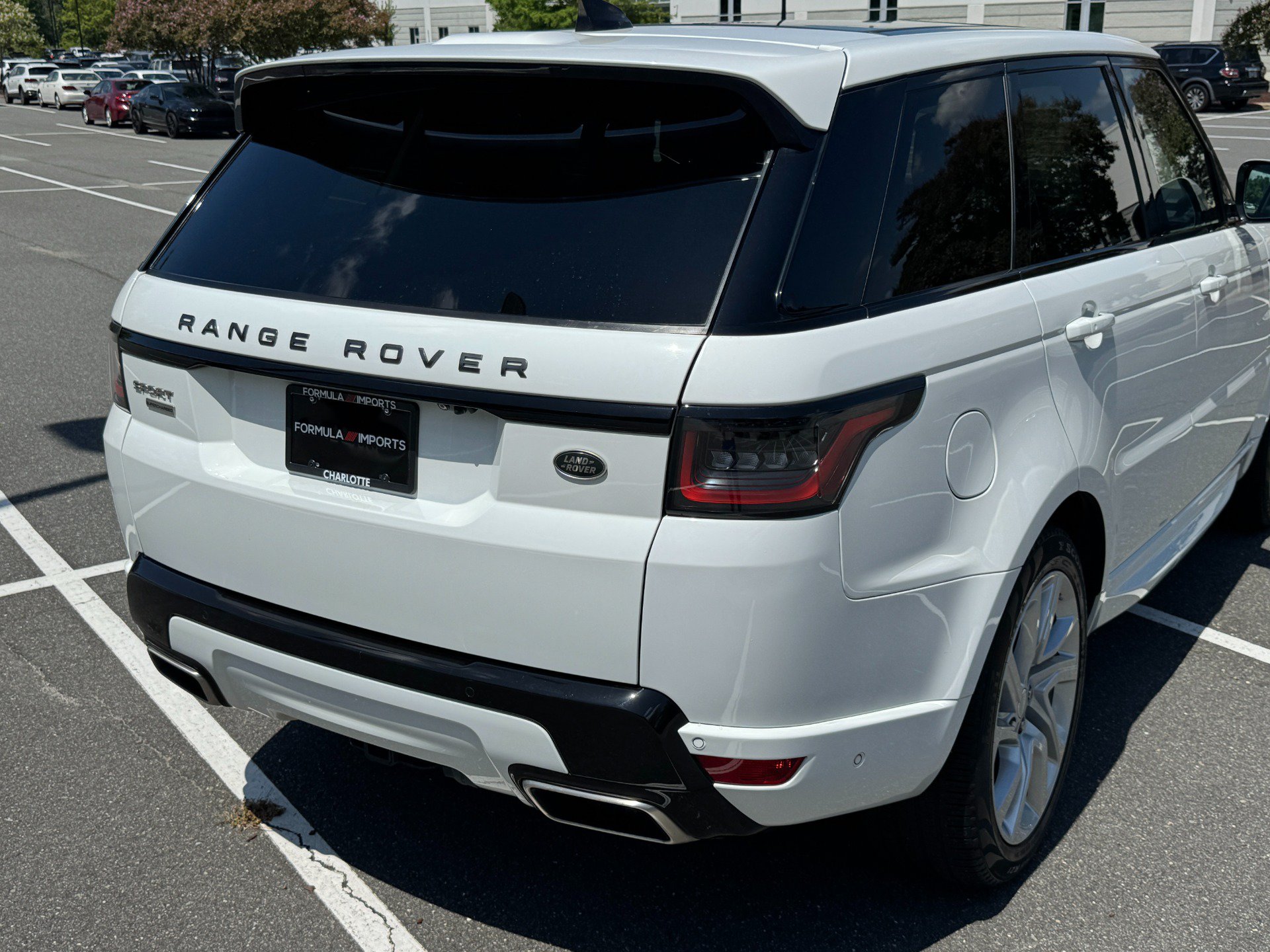 Used 2019 Land Rover Range Rover Sport Supercharged AWD/4WD image 22