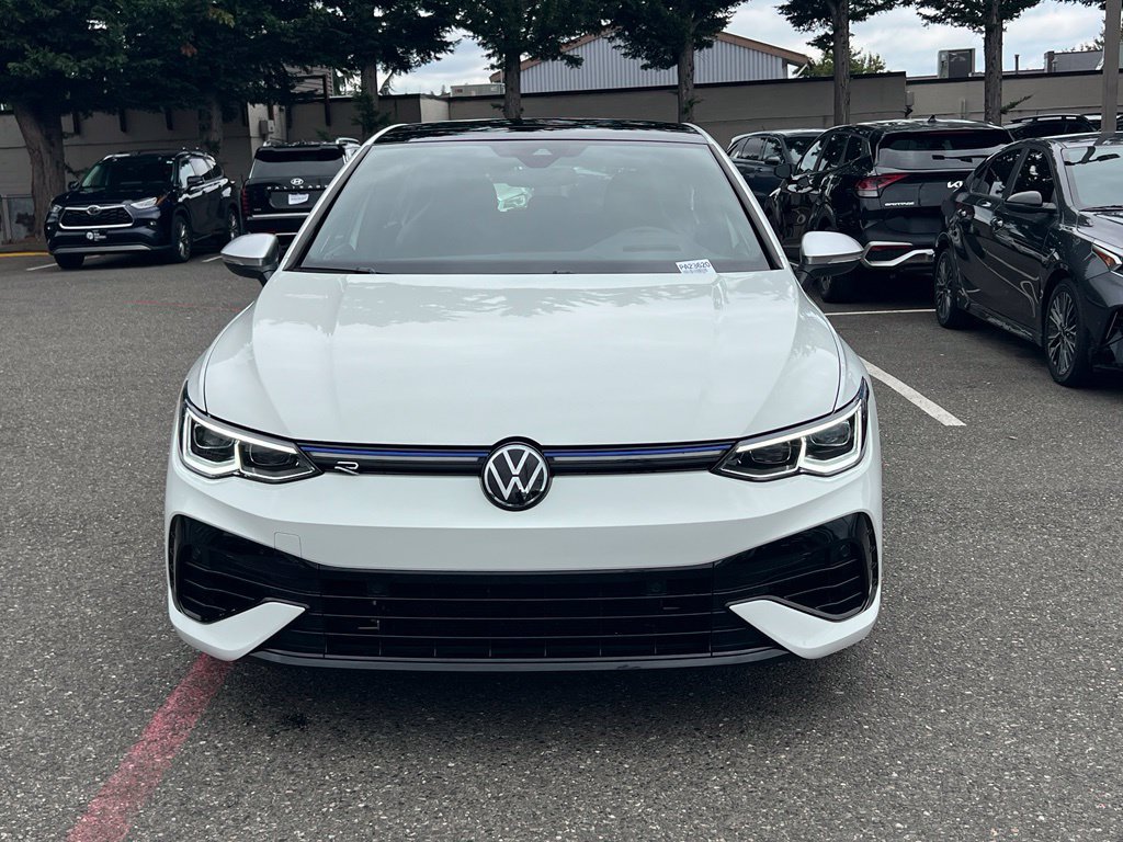 Used 2024 Volkswagen Golf R AWD/4WD image 4
