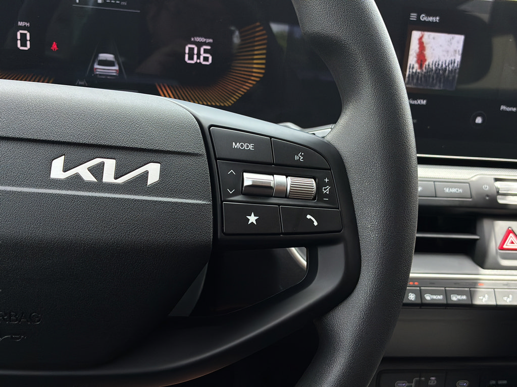 New 2026 Kia K4 FWD image 26