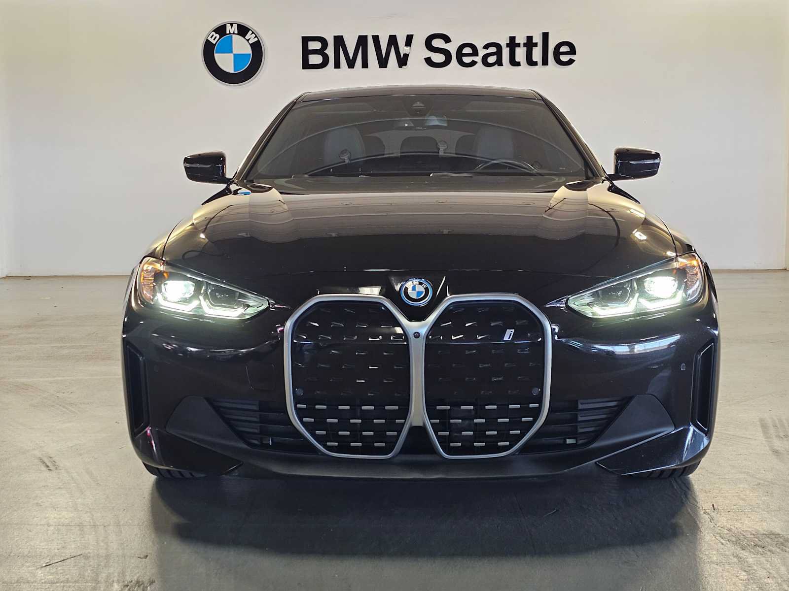 Certified 2024 BMW i4 eDrive40 w/ Convenience Package RWD image 6