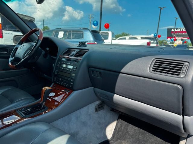 Used 1998 Lexus LS 400 RWD image 19